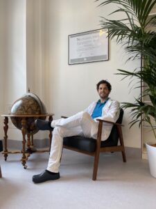 Dr. Hannes Trattner